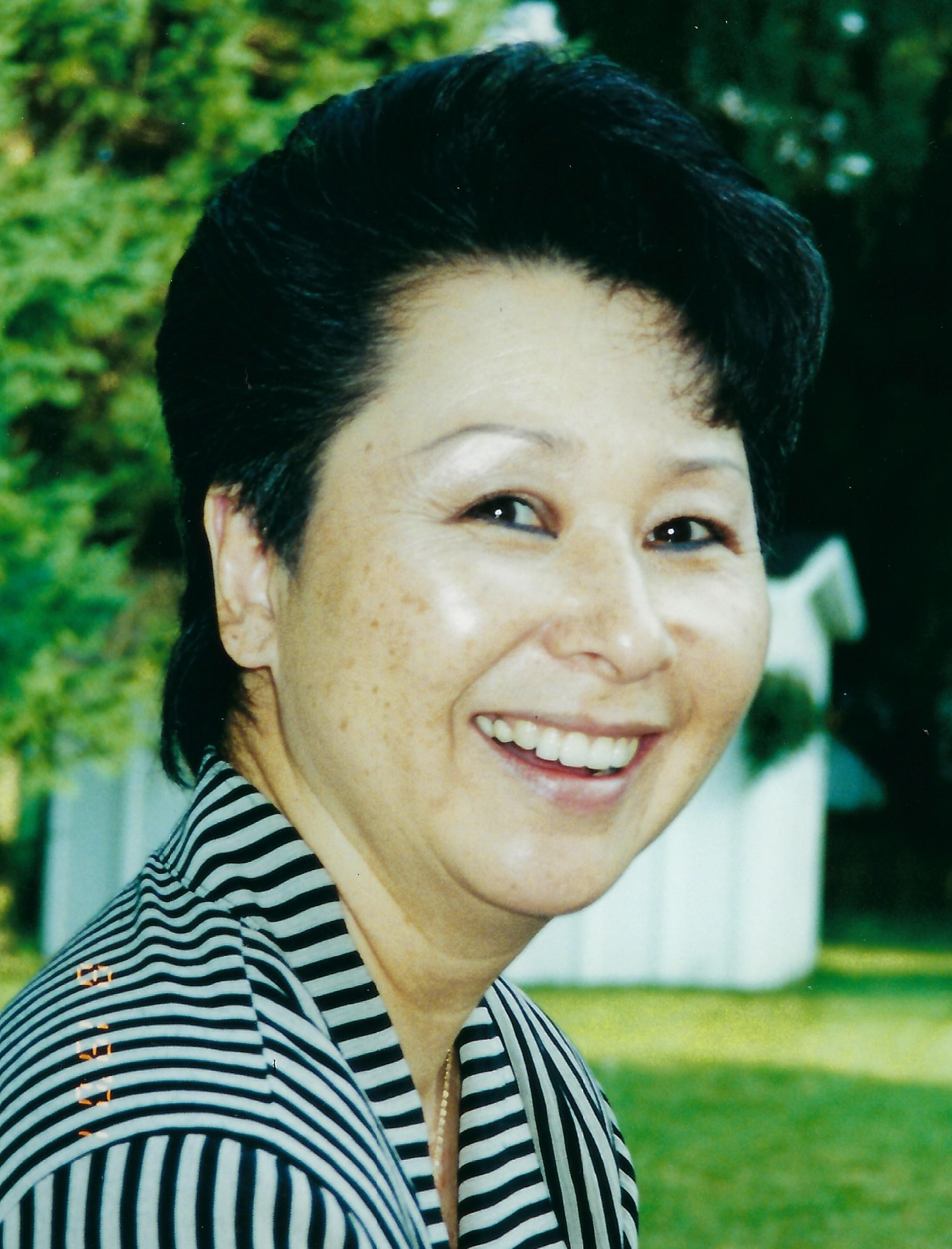 Shelly  Szeto